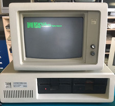 Vintage PC Computer IBM 5160