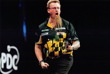 Simon Whitlock - Darts - Foto