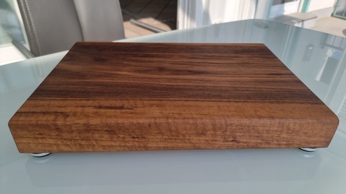 Premium schneidebrett nussbaum - schneidebrett,