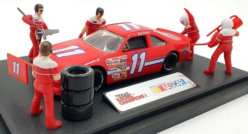 Racing champions scale - 1/24,
