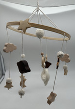 Babymobile Mobile Wiegenmobile Holz Stoff Wickelkommode Kinderbett