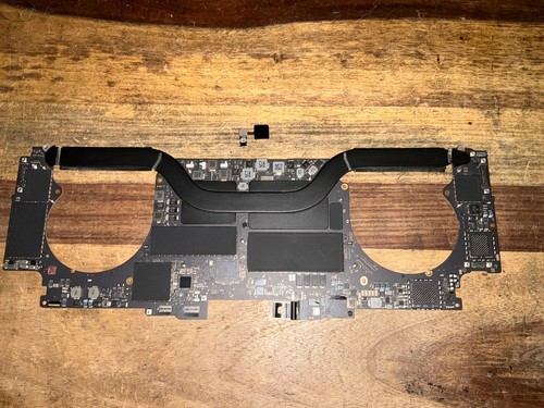 Apple macbook pro a1990 - a1990, 15"