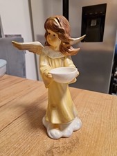 Goebel Engel trägt Schale, 24