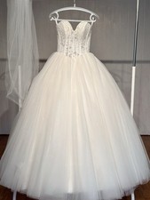 Prinzessin Brautkleid mit Rücken-Schnürung Champagner & Strass + Reifrock