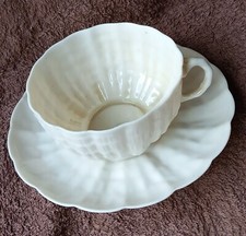 Belleek Erste Periode Tridacna