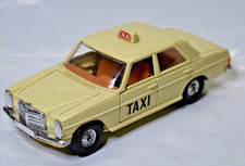 Modellauto 1:36 ??? Mercedes Benz 240D Taxi Corgi Toys