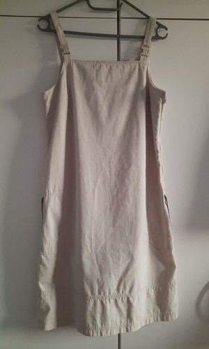 Latzkleid
