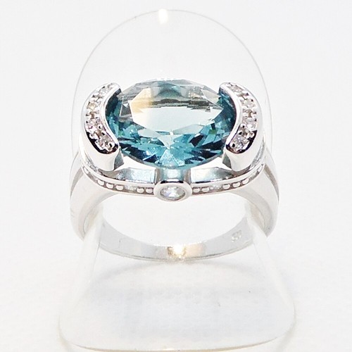 Oval swiss blue topas - swiss,