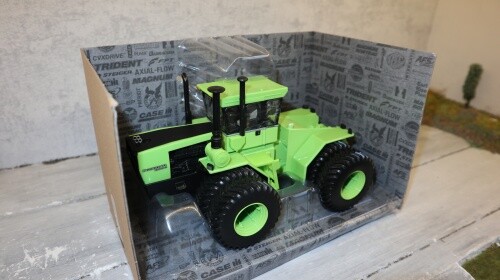 Britains ertl 44318 - in, 1:32