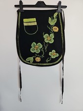 Vintage Schürze Dirndl Norweger bestickt Blumen traditionell Perlen