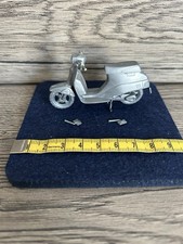 kleiner Motorroller - Modell -