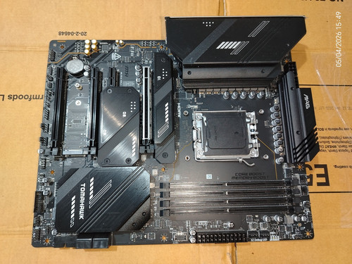 Defekt msi x670e tomahawk - x670e, am5