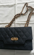 Schwarze kleine Handtasche