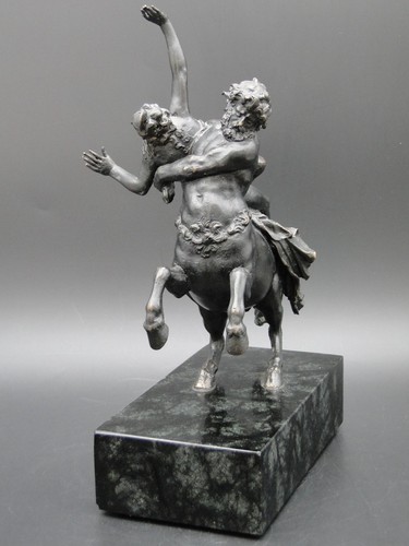 Bronzefigur nessos raubt - bronzefigur,