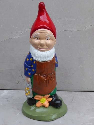 Handgefertigter gartenzwerg - handgefertigter,