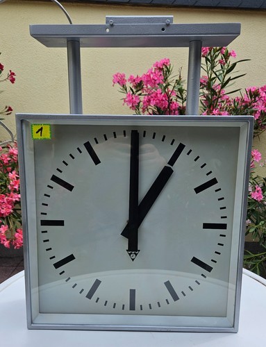 Doppelseitige nebenuhr - doppelseitige,