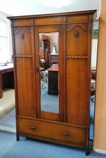 Antiker kleiderschrank - antiker,