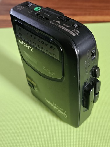Sony 103 walkman radio - walkman, +