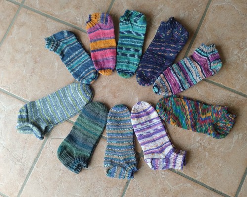 Handgestrickte sneaker socken - sneaker,