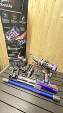Dyson V11 Absolute