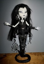 1 Monster High Puppe Meerjungfrau Nixe Gothic sw HybridUnikat obereTeil Ghoulia