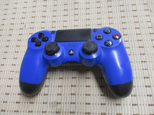 Sony ps4 controller - sony,
