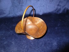 Blumenkörbchen aus Kupfer