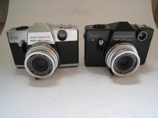 2 Kodak Instamatic Reflex, silber u. schwarz, alte Kamera, Fotoapparat