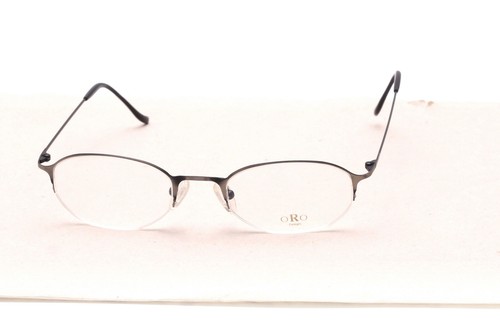 Brillenfassung oval halb