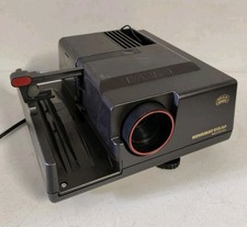Diaprojektor 24 x 36 Novamat