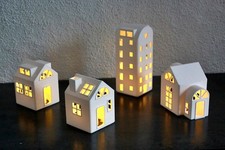 Deko Haus 4er Set (Nr.3) - zum Beleuchten, Weihnachtshaus Winterhaus Winterdorf