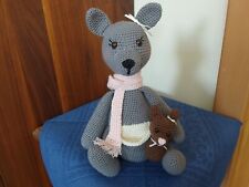 Känguru Bella mit Baby Amigurumi Häkeltier Kuscheltier Dekoration Geschenk
