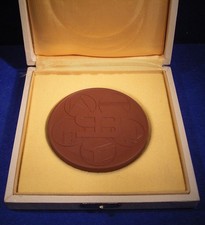09 043 DDR Porzellan Medaille