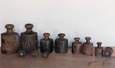 Antike Gewichte für Balkenwaage, Gusseisen