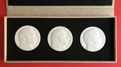 Ddr porzellan medaille im - ddr,