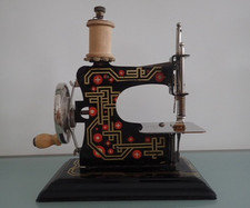 Alte mini Nähmaschine CASIGE
