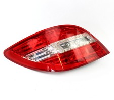 Rückleuchte Heckleuchte links Mercedes-Benz W251 V251 R-Klasse A2518201964