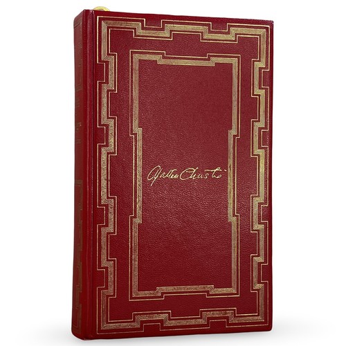 Agatha christie poirot - agatha,