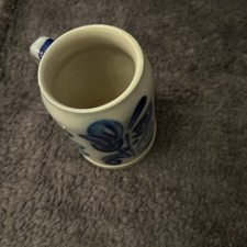 Kleiner alter Bierkrug 0,25 Steinzeug Salzglasur  grau-blau siehe Bilder 