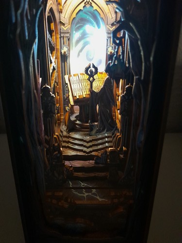 Book nook the gate of - -,