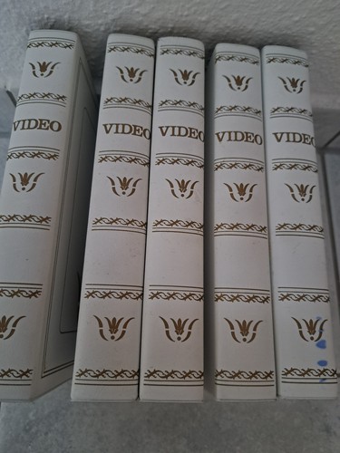 Videokassettenhüllen weiß