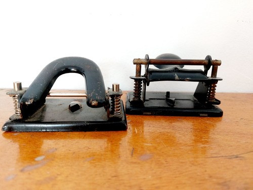 Sehr alte locher - 2, schwarzes
