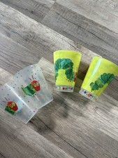 4 Plastik Becher Kleine Raupe Nimmersatt