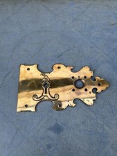 Großes antikes Messing