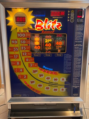 Geldspielautomat - ,
