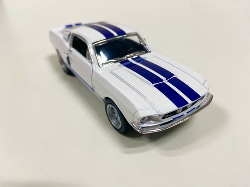 Kinsmart ford mustang shelby - kinsmart,