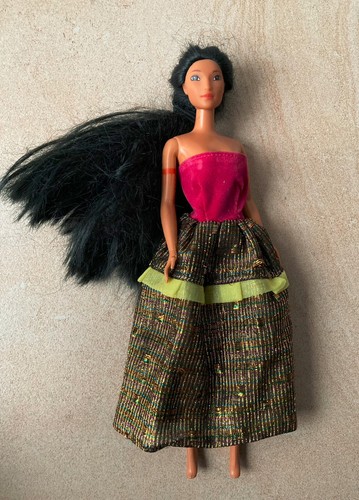 Disney barbie pocahontas - pocahontas, 90er