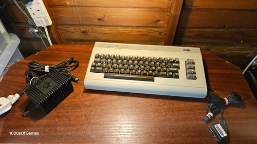 Commodore c64 breadbin home - 64,