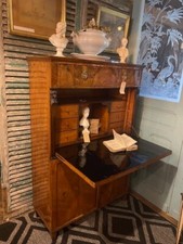 Klassizistischer Sekretär