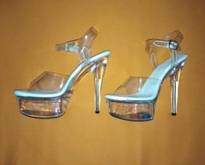 1x Sexy Nude High Heels Pumps